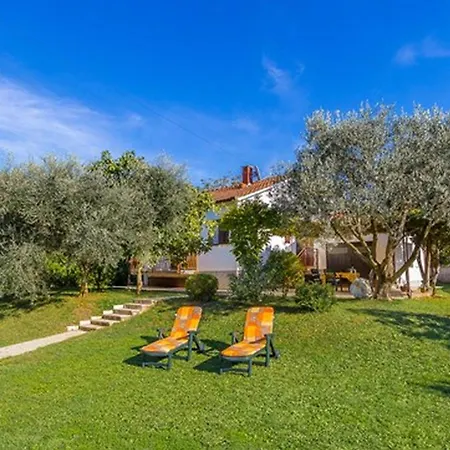 Holiday home House Anka Medulin